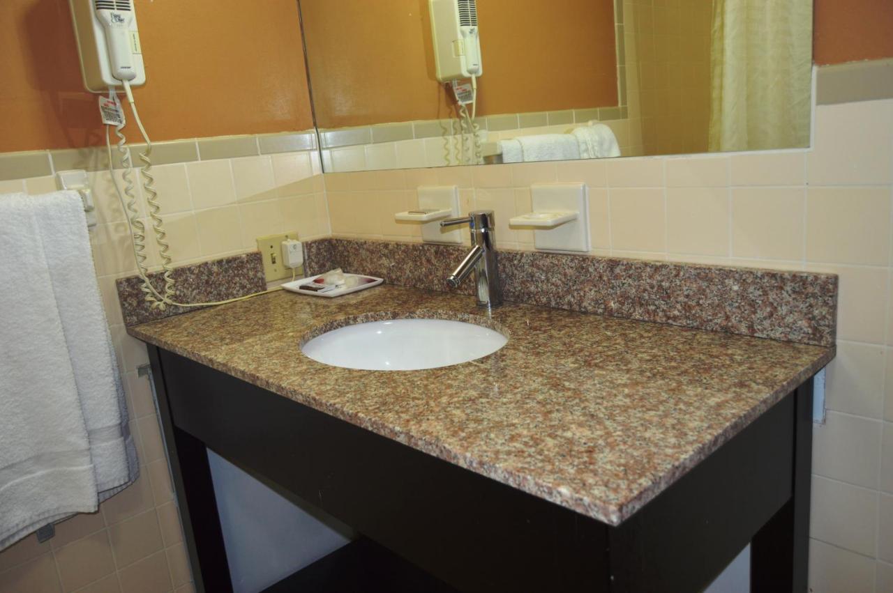 New World Inn Barre Εξωτερικό φωτογραφία